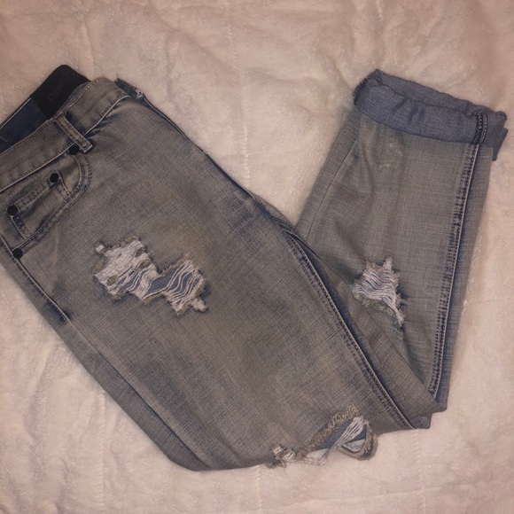 ONE TEASPOON RIPPED BOYFRIEND JEANS - Picture 2 of 6